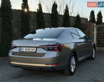 Белый Шкода Суперб, объемом двигателя 1.97 л и пробегом 113 тыс. км за 33999 $, фото 28 на Automoto.ua