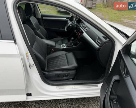 Білий Шкода Суперб, об'ємом двигуна 1.97 л та пробігом 206 тис. км за 25500 $, фото 28 на Automoto.ua