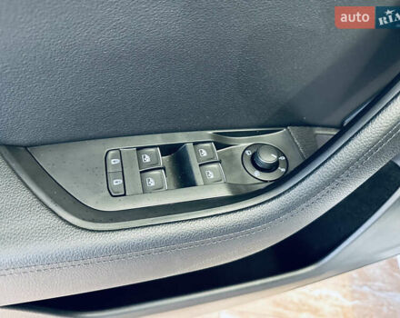 Білий Шкода Суперб, об'ємом двигуна 1.4 л та пробігом 54 тис. км за 38900 $, фото 21 на Automoto.ua