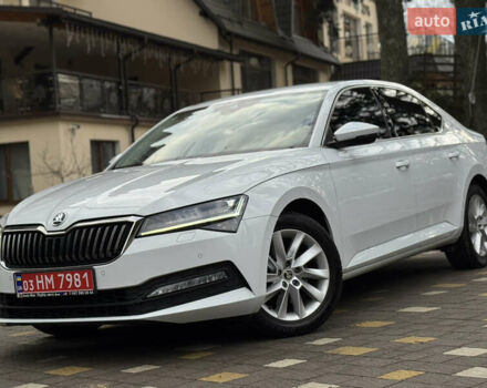 Белый Шкода Суперб, объемом двигателя 2 л и пробегом 164 тыс. км за 25450 $, фото 204 на Automoto.ua