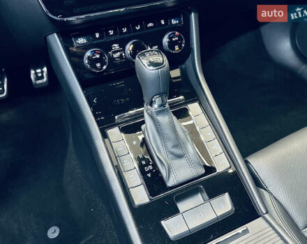 Білий Шкода Суперб, об'ємом двигуна 1.4 л та пробігом 54 тис. км за 38900 $, фото 42 на Automoto.ua