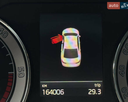 Белый Шкода Суперб, объемом двигателя 2 л и пробегом 164 тыс. км за 25450 $, фото 147 на Automoto.ua