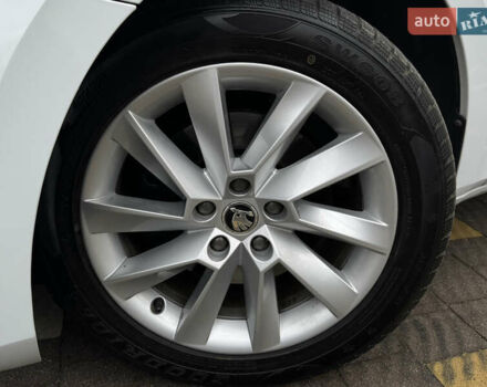 Белый Шкода Суперб, объемом двигателя 2 л и пробегом 164 тыс. км за 25450 $, фото 72 на Automoto.ua