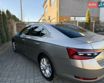 Белый Шкода Суперб, объемом двигателя 1.97 л и пробегом 113 тыс. км за 33999 $, фото 39 на Automoto.ua