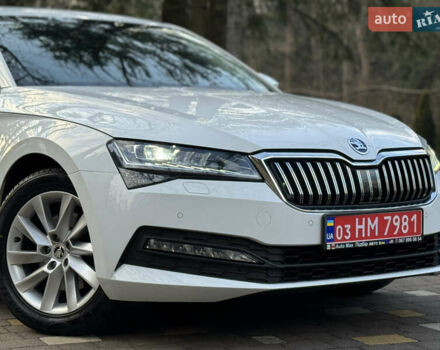 Белый Шкода Суперб, объемом двигателя 2 л и пробегом 164 тыс. км за 25450 $, фото 11 на Automoto.ua