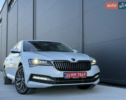 Белый Шкода Суперб, объемом двигателя 2 л и пробегом 171 тыс. км за 30699 $, фото 17 на Automoto.ua