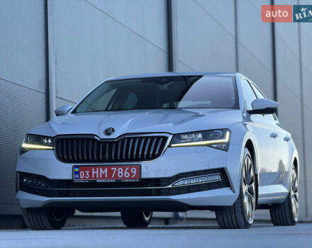 Белый Шкода Суперб, объемом двигателя 2 л и пробегом 171 тыс. км за 30699 $, фото 20 на Automoto.ua