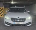Білий Шкода Суперб, об'ємом двигуна 1.97 л та пробігом 145 тис. км за 33700 $, фото 17 на Automoto.ua