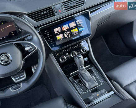 Белый Шкода Суперб, объемом двигателя 2 л и пробегом 171 тыс. км за 30699 $, фото 40 на Automoto.ua