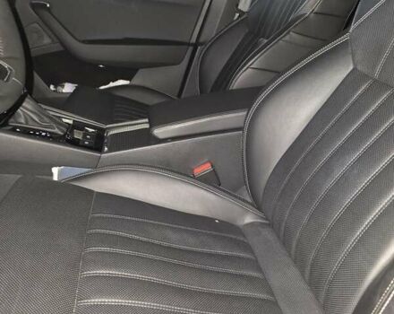 Білий Шкода Суперб, об'ємом двигуна 1.97 л та пробігом 145 тис. км за 33700 $, фото 13 на Automoto.ua