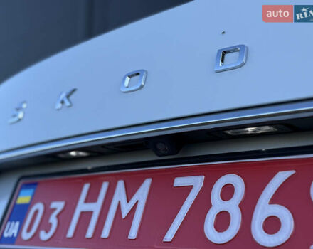 Белый Шкода Суперб, объемом двигателя 2 л и пробегом 171 тыс. км за 30699 $, фото 27 на Automoto.ua
