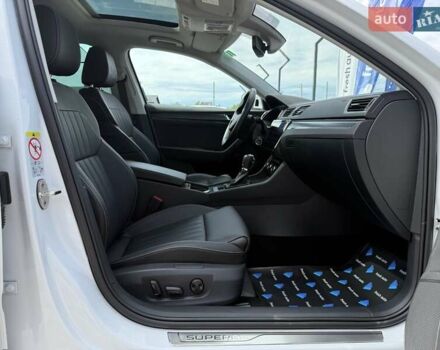 Белый Шкода Суперб, объемом двигателя 1.97 л и пробегом 192 тыс. км за 33700 $, фото 24 на Automoto.ua