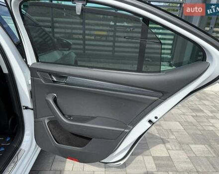 Белый Шкода Суперб, объемом двигателя 1.97 л и пробегом 192 тыс. км за 33700 $, фото 20 на Automoto.ua