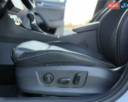 Белый Шкода Суперб, объемом двигателя 2 л и пробегом 171 тыс. км за 30699 $, фото 44 на Automoto.ua