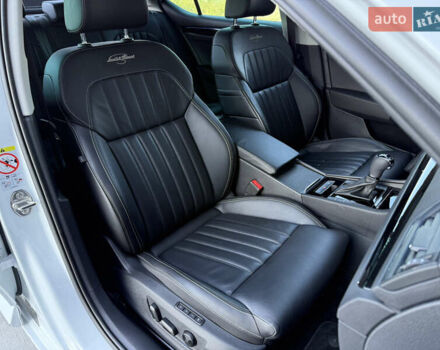 Белый Шкода Суперб, объемом двигателя 2 л и пробегом 171 тыс. км за 30699 $, фото 68 на Automoto.ua