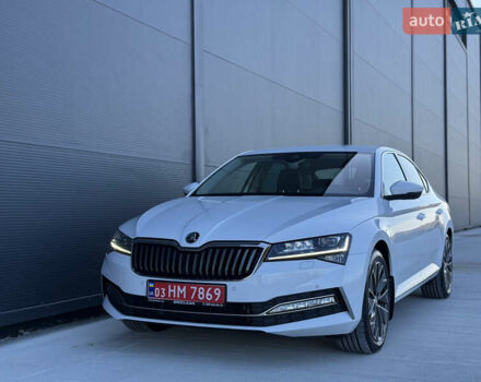 Белый Шкода Суперб, объемом двигателя 2 л и пробегом 171 тыс. км за 30699 $, фото 21 на Automoto.ua