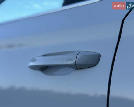 Білий Шкода Суперб, об'ємом двигуна 2 л та пробігом 171 тис. км за 30999 $, фото 32 на Automoto.ua