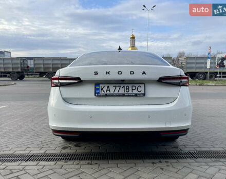 Белый Шкода Суперб, объемом двигателя 1.98 л и пробегом 20 тыс. км за 47900 $, фото 7 на Automoto.ua