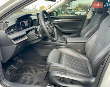 Белый Шкода Суперб, объемом двигателя 1.98 л и пробегом 20 тыс. км за 47900 $, фото 21 на Automoto.ua