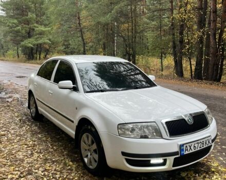 Білий Шкода Суперб, об'ємом двигуна 1.8 л та пробігом 310 тис. км за 4412 $, фото 1 на Automoto.ua