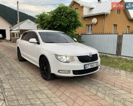 Білий Шкода Суперб, об'ємом двигуна 1.97 л та пробігом 280 тис. км за 9200 $, фото 1 на Automoto.ua