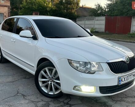 Белый Шкода Суперб, объемом двигателя 1.97 л и пробегом 290 тыс. км за 10500 $, фото 1 на Automoto.ua