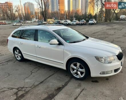 Білий Шкода Суперб, об'ємом двигуна 1.97 л та пробігом 394 тис. км за 8600 $, фото 1 на Automoto.ua