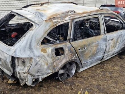 Білий Шкода Суперб, об'ємом двигуна 1.8 л та пробігом 150 тис. км за 1500 $, фото 1 на Automoto.ua