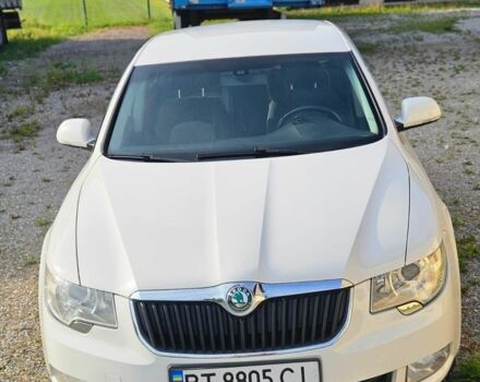 Белый Шкода Суперб, объемом двигателя 1.8 л и пробегом 316 тыс. км за 8700 $, фото 1 на Automoto.ua