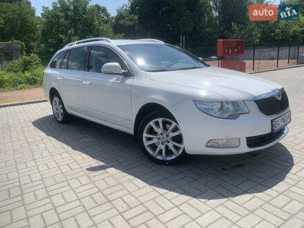 Белый Шкода Суперб, объемом двигателя 2 л и пробегом 285 тыс. км за 11000 $, фото 1 на Automoto.ua