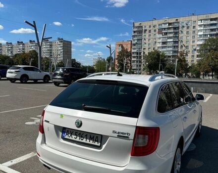 Білий Шкода Суперб, об'ємом двигуна 1.6 л та пробігом 253 тис. км за 9999 $, фото 1 на Automoto.ua