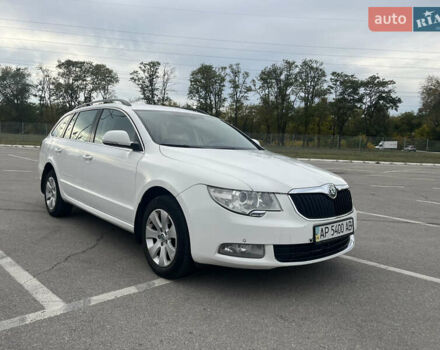 Білий Шкода Суперб, об'ємом двигуна 1.8 л та пробігом 241 тис. км за 7300 $, фото 1 на Automoto.ua