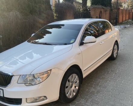 Білий Шкода Суперб, об'ємом двигуна 1.8 л та пробігом 276 тис. км за 9300 $, фото 1 на Automoto.ua