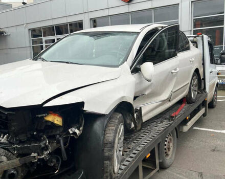 Шкода Суперб 2013 у Києві на Automoto.ua Білий Шкода Суперб, об'ємом двигуна 1.97 л та пробігом 150 тис. км за 3500 $, фото 1 на Automoto.ua