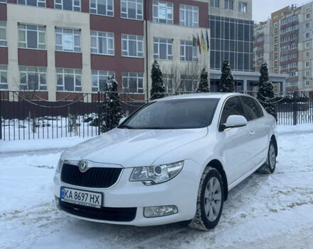 Белый Шкода Суперб, объемом двигателя 1.78 л и пробегом 112 тыс. км за 10499 $, фото 1 на Automoto.ua