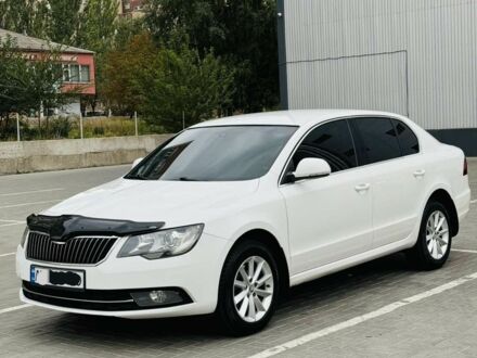 Шкода Суперб 2013 у Краматорске на Automoto.ua Білий Шкода Суперб, об'ємом двигуна 1.8 л та пробігом 299 тис. км за 8999 $, фото 1 на Automoto.ua