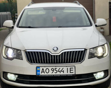 Білий Шкода Суперб, об'ємом двигуна 1.97 л та пробігом 297 тис. км за 11900 $, фото 1 на Automoto.ua
