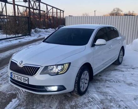 Білий Шкода Суперб, об'ємом двигуна 2 л та пробігом 206 тис. км за 14500 $, фото 1 на Automoto.ua