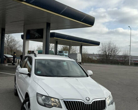 Білий Шкода Суперб, об'ємом двигуна 2 л та пробігом 195 тис. км за 13500 $, фото 1 на Automoto.ua