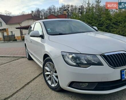 Білий Шкода Суперб, об'ємом двигуна 1.6 л та пробігом 250 тис. км за 10900 $, фото 1 на Automoto.ua