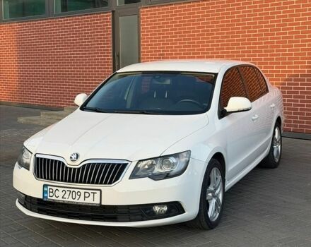 Белый Шкода Суперб, объемом двигателя 1.6 л и пробегом 285 тыс. км за 11700 $, фото 1 на Automoto.ua