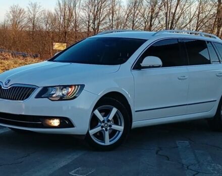 Белый Шкода Суперб, объемом двигателя 1.6 л и пробегом 262 тыс. км за 12700 $, фото 1 на Automoto.ua