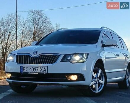 Белый Шкода Суперб, объемом двигателя 1.6 л и пробегом 295 тыс. км за 10650 $, фото 1 на Automoto.ua