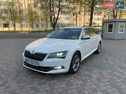 Шкода Суперб 2016 у Рівному на Automoto.ua Білий Шкода Суперб, об'ємом двигуна 1.6 л та пробігом 300 тис. км за 13450 $, фото 1 на Automoto.ua