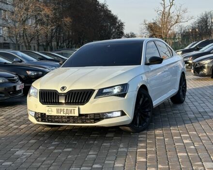 Білий Шкода Суперб, об'ємом двигуна 2 л та пробігом 226 тис. км за 17750 $, фото 1 на Automoto.ua