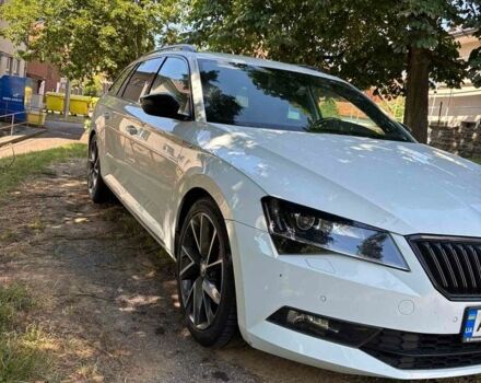 Білий Шкода Суперб, об'ємом двигуна 1.97 л та пробігом 312 тис. км за 17500 $, фото 1 на Automoto.ua