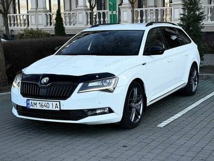 Белый Шкода Суперб, объемом двигателя 1.97 л и пробегом 238 тыс. км за 18900 $, фото 1 на Automoto.ua