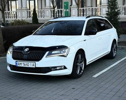 Белый Шкода Суперб, объемом двигателя 1.97 л и пробегом 238 тыс. км за 18900 $, фото 1 на Automoto.ua
