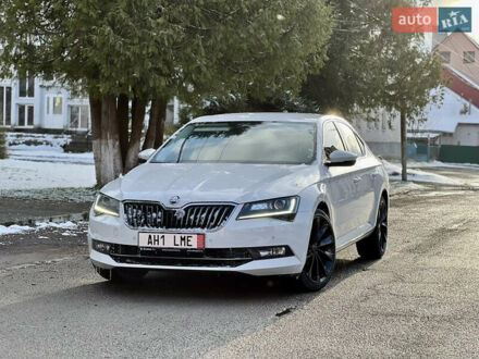 Шкода Суперб 2017 в Воловце на Automoto.ua Белый Шкода Суперб, объемом двигателя 2 л и пробегом 201 тыс. км за 16900 $, фото 1 на Automoto.ua