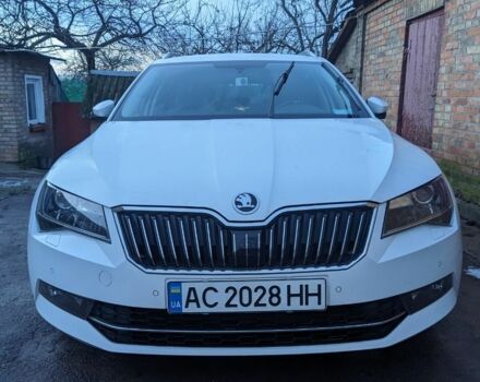 Білий Шкода Суперб, об'ємом двигуна 0 л та пробігом 240 тис. км за 16900 $, фото 1 на Automoto.ua